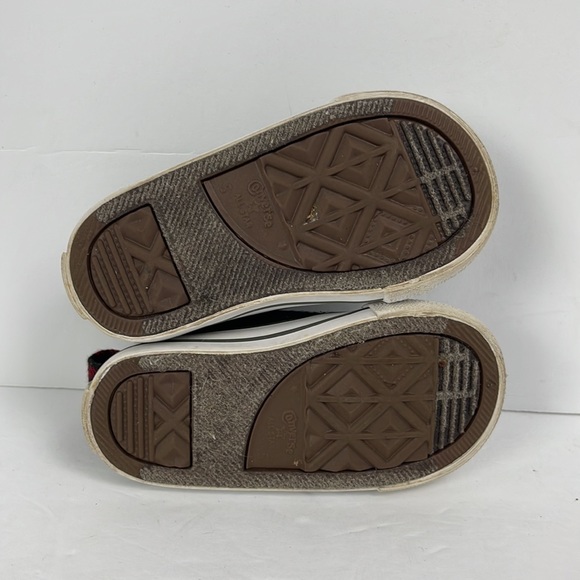 Converse Chuck Taylor Black Low Top Sneakers Infant Size 5 - Picture 2 of 9